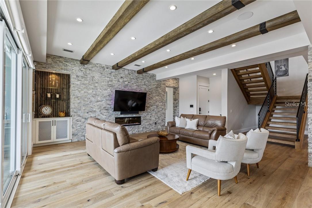 Image 74 of 80 For 2060 Illinois Avenue Ne