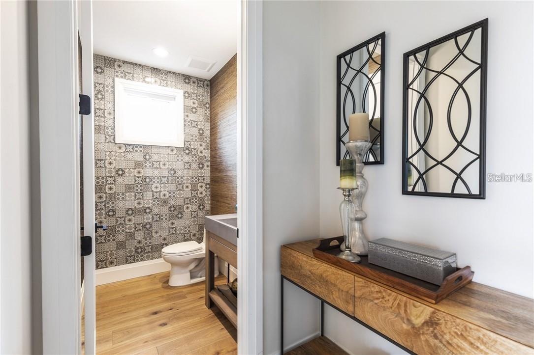 Image 76 of 80 For 2060 Illinois Avenue Ne