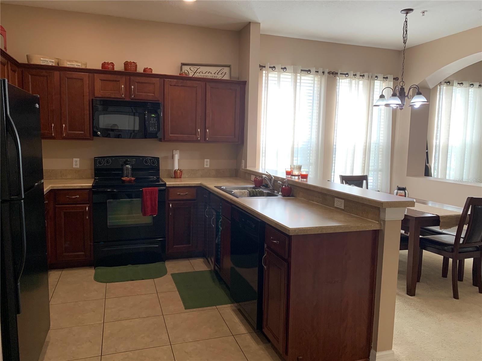 Image 10 of 35 For 7117 Harmony Square Drive S 7117