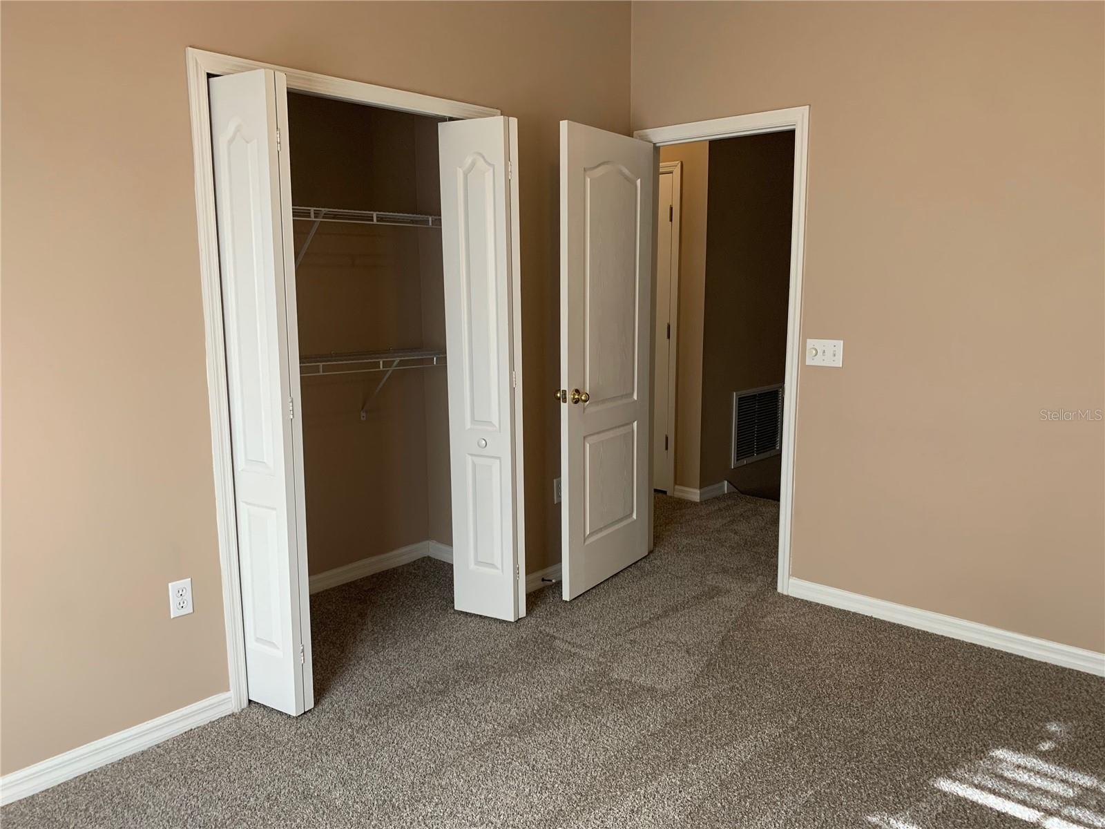 Image 25 of 35 For 7117 Harmony Square Drive S 7117