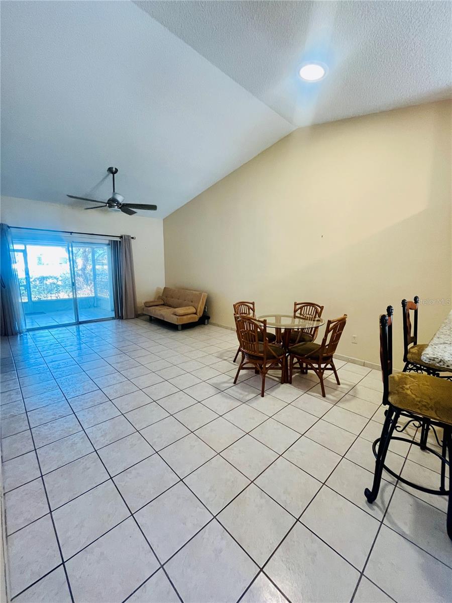 Image 13 of 34 For 14434 Island Cove Drive