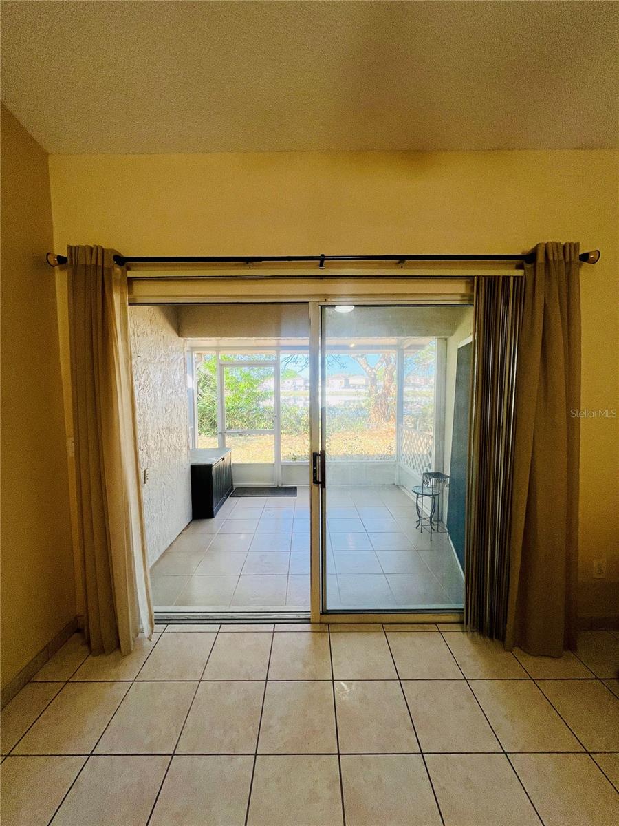 Image 15 of 34 For 14434 Island Cove Drive