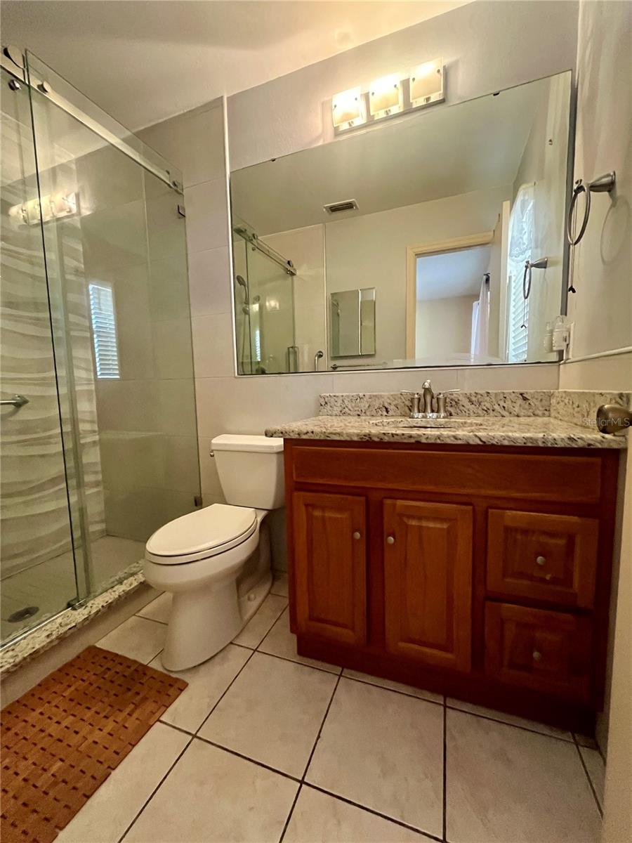 Image 17 of 34 For 14434 Island Cove Drive