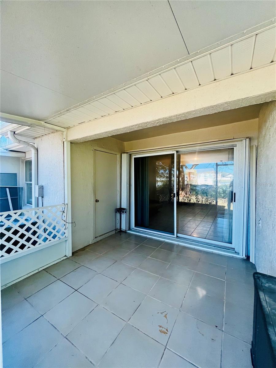 Image 27 of 34 For 14434 Island Cove Drive