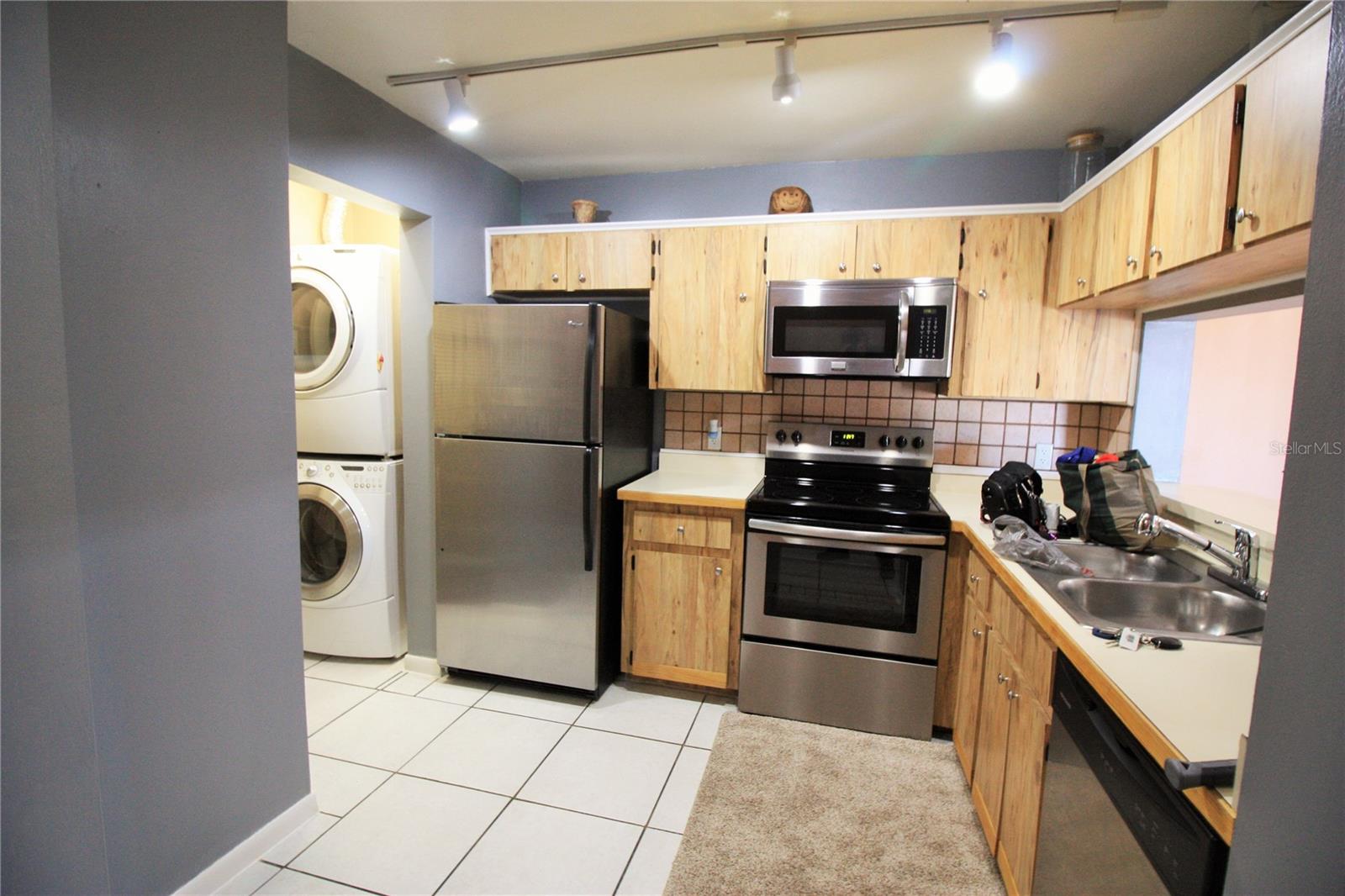 Image 3 of 20 For 5208 Via Hacienda Circle A201