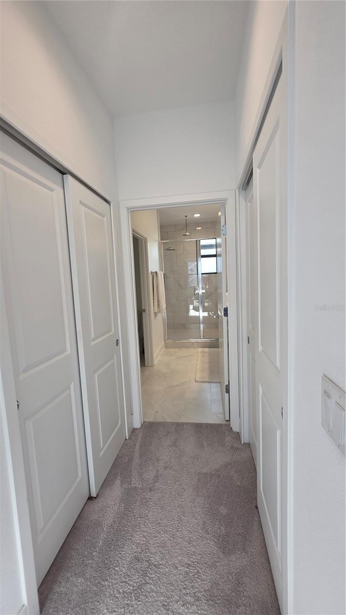 Image 20 of 51 For 2511 Grady Avenue 6