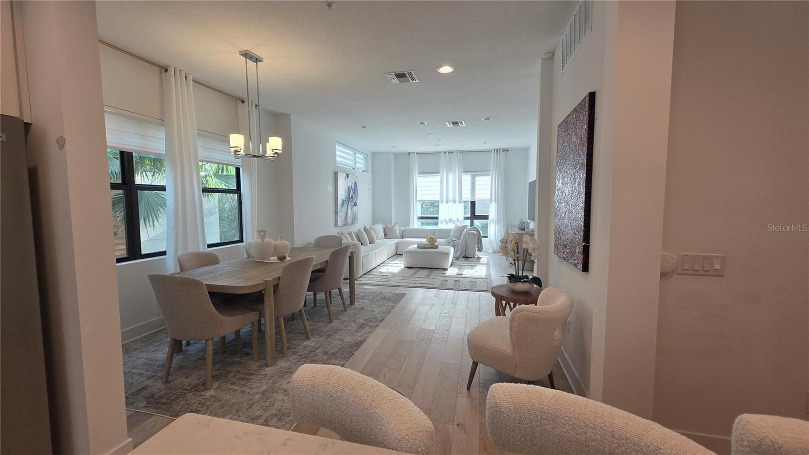 Image 8 of 51 For 2511 Grady Avenue 6