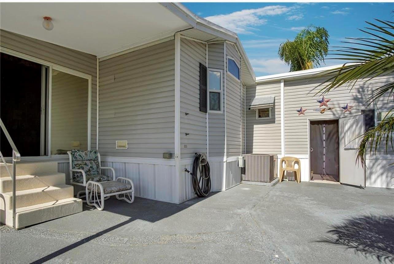 Image 4 of 28 For 200 Sky Crest Loop