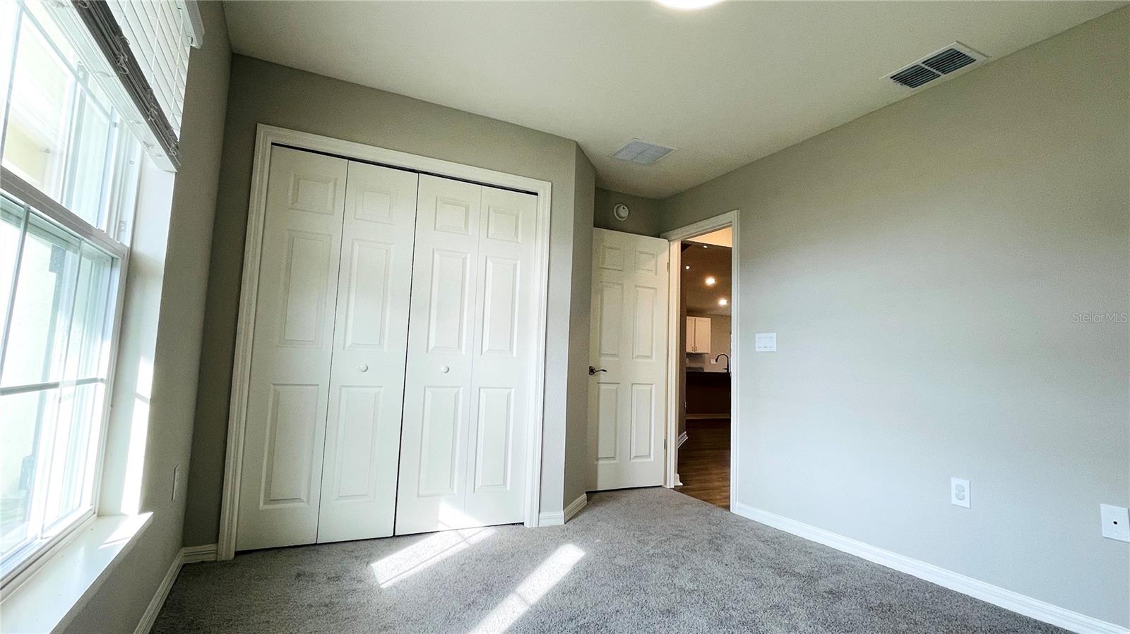 Image 3 of 25 For 1387 Mountain Flower Lane