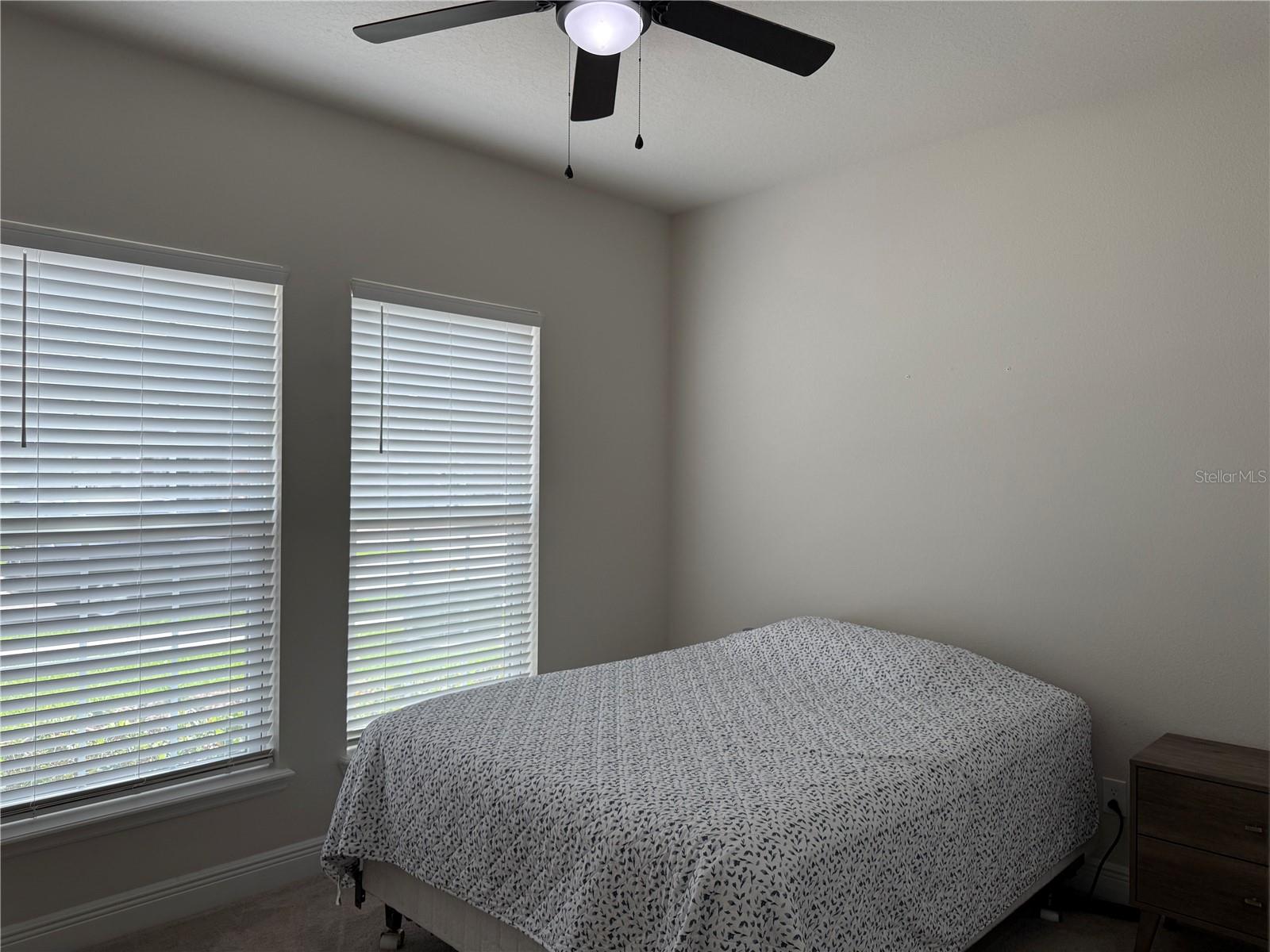 Image 23 of 33 For 3635 Crawley Down Loop