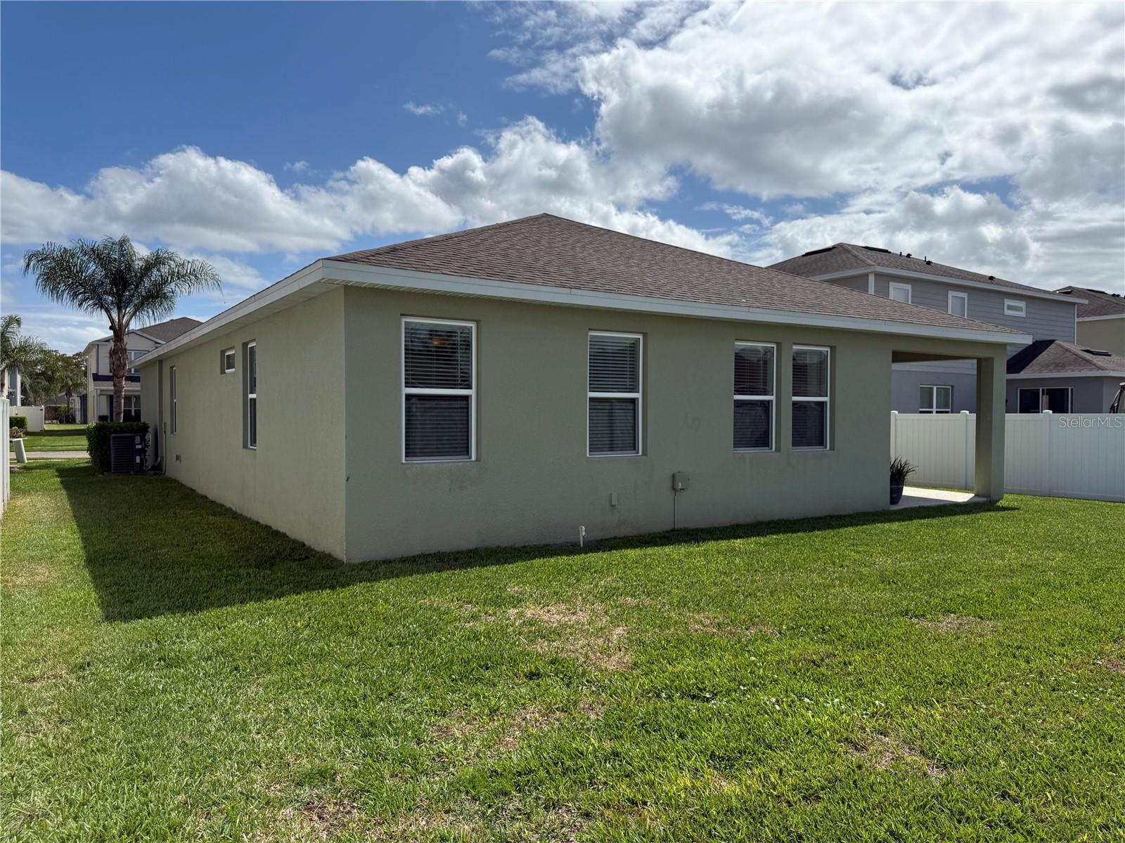 Image 26 of 33 For 3635 Crawley Down Loop