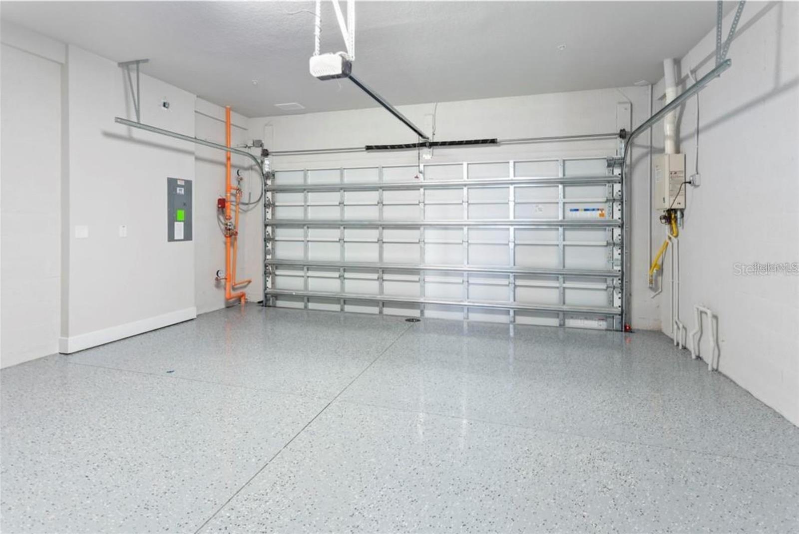 Image 31 of 32 For 2511 Grady Avenue 24