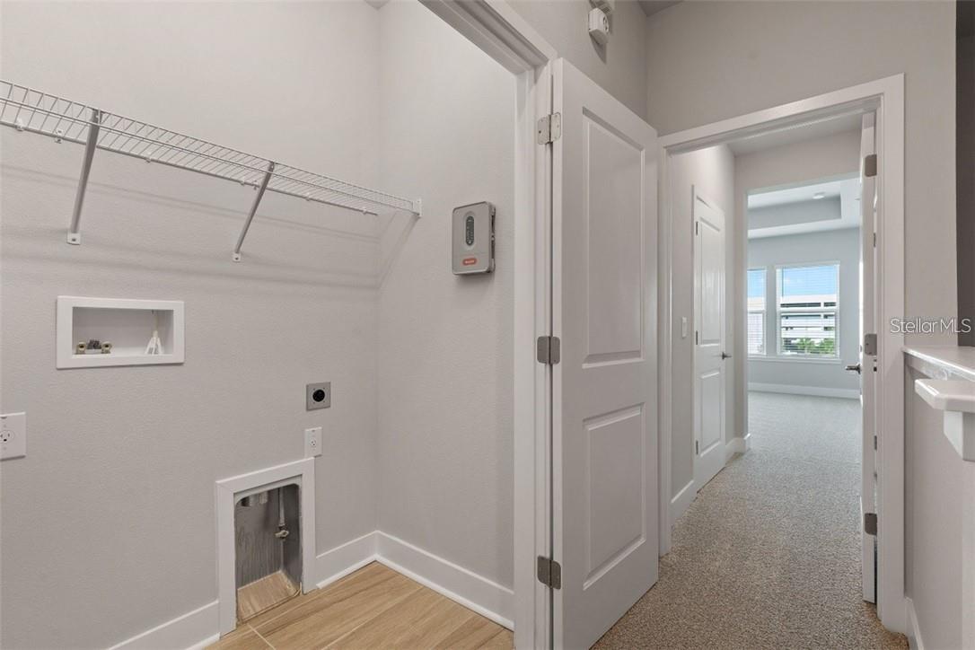 Image 32 of 32 For 2511 Grady Avenue 24