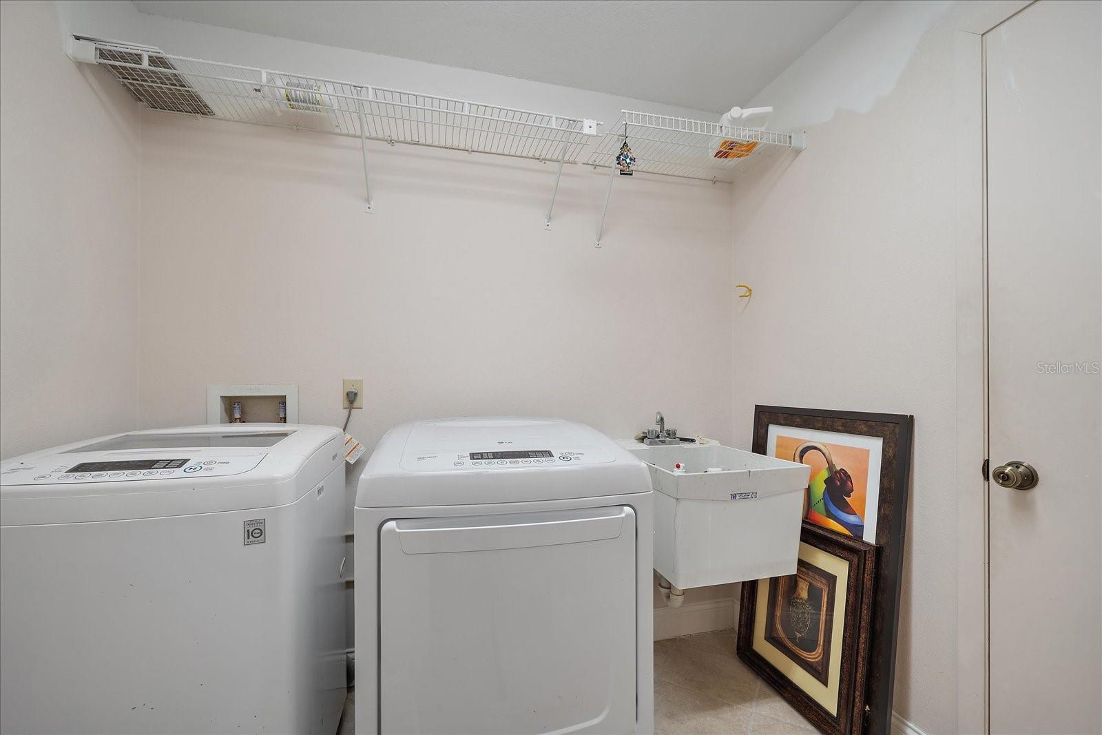 Image 10 of 12 For 2185 Cork Oak Street E