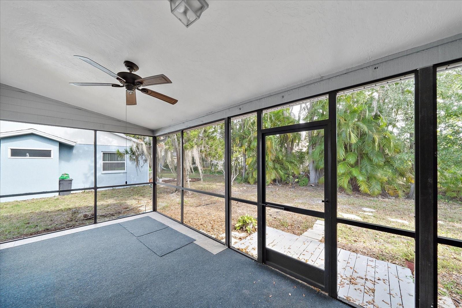 Image 11 of 12 For 2185 Cork Oak Street E