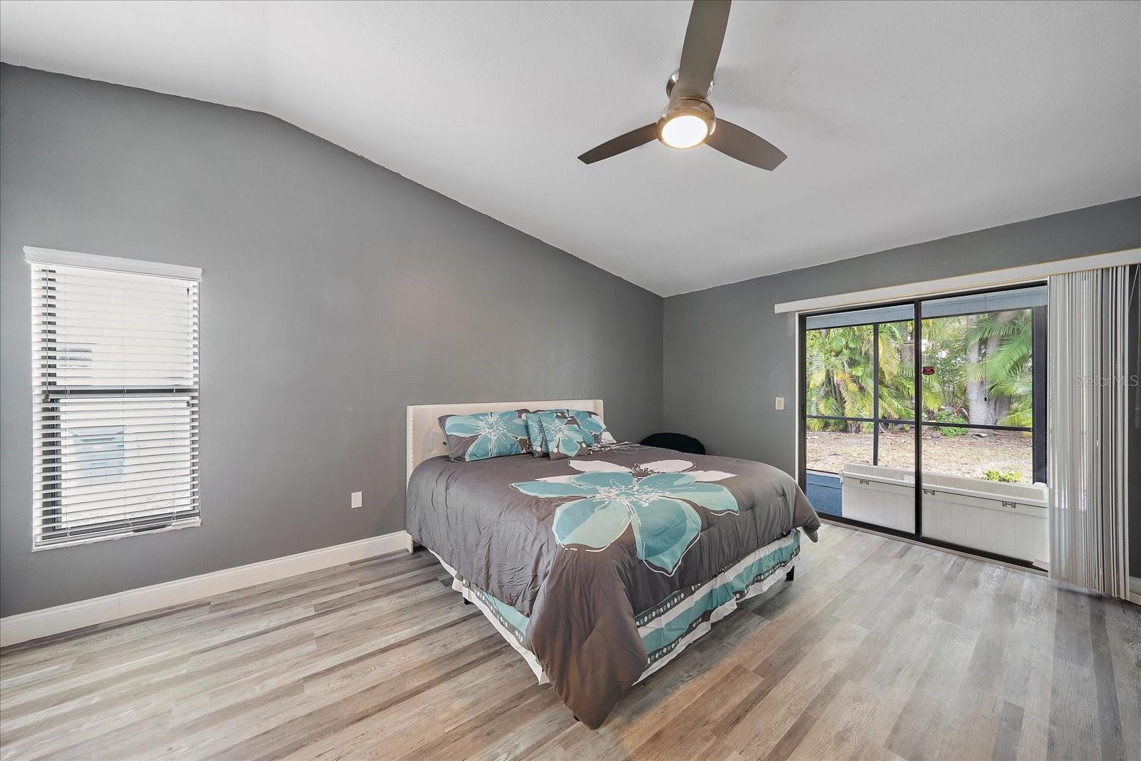 Image 3 of 12 For 2185 Cork Oak Street E