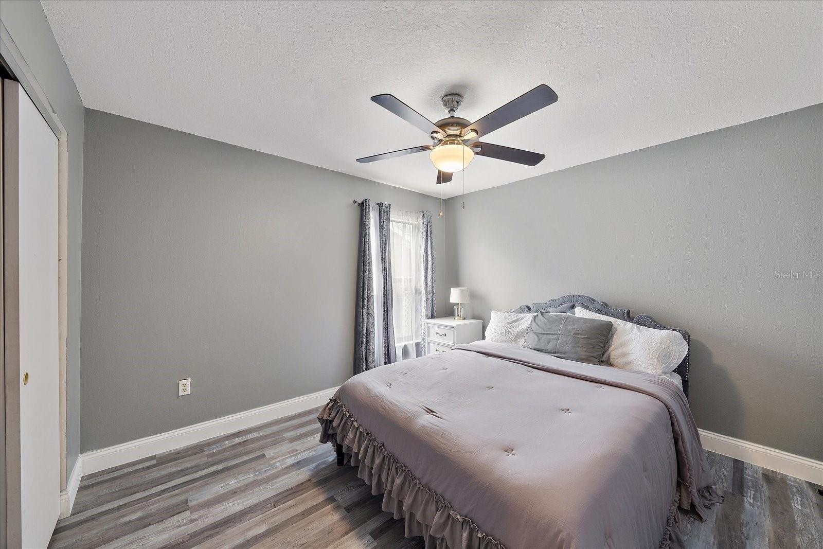 Image 7 of 12 For 2185 Cork Oak Street E