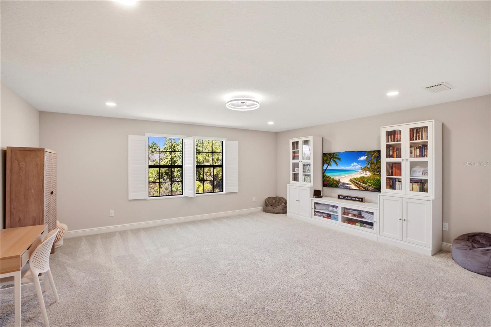 Image 20 of 69 For 9109 Warm Springs Circle