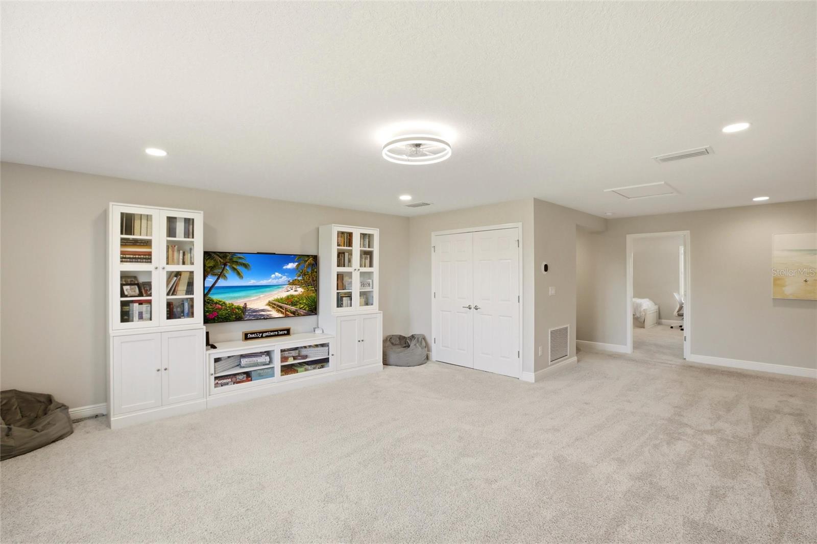 Image 21 of 69 For 9109 Warm Springs Circle