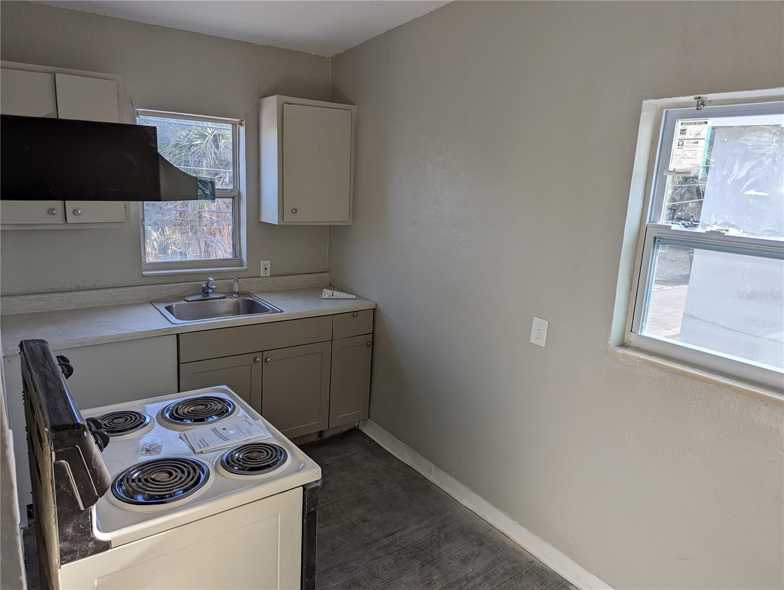 Image 8 of 20 For 2000 Queensboro Avenue S A