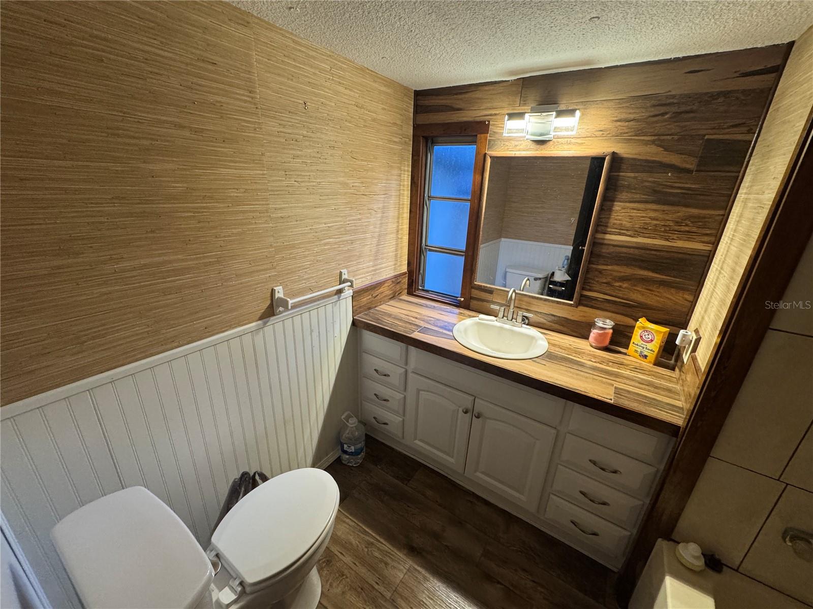 Image 18 of 25 For 4794 N Apache Trl