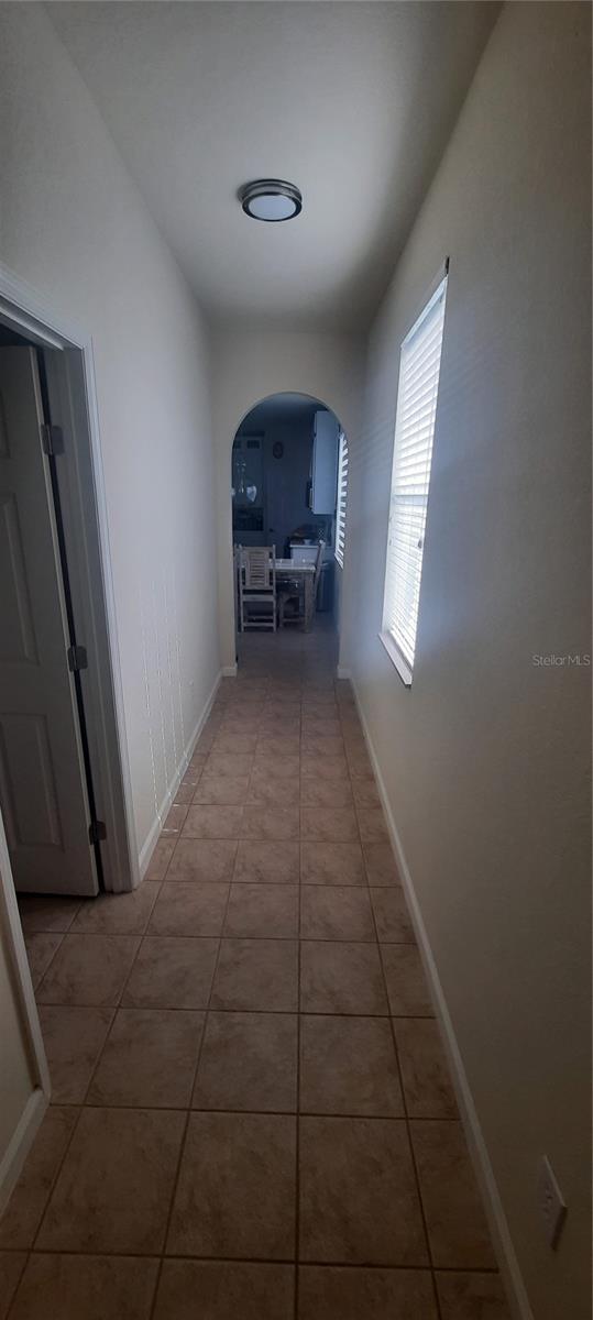 Image 16 of 55 For 4959 Thames Street E
