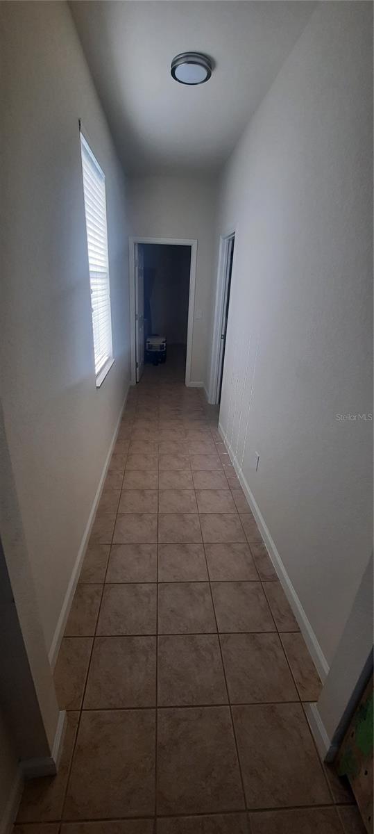 Image 18 of 55 For 4959 Thames Street E