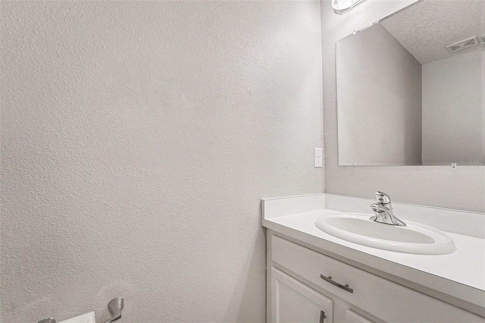 Image 11 of 16 For 7533 Merchantville Circle