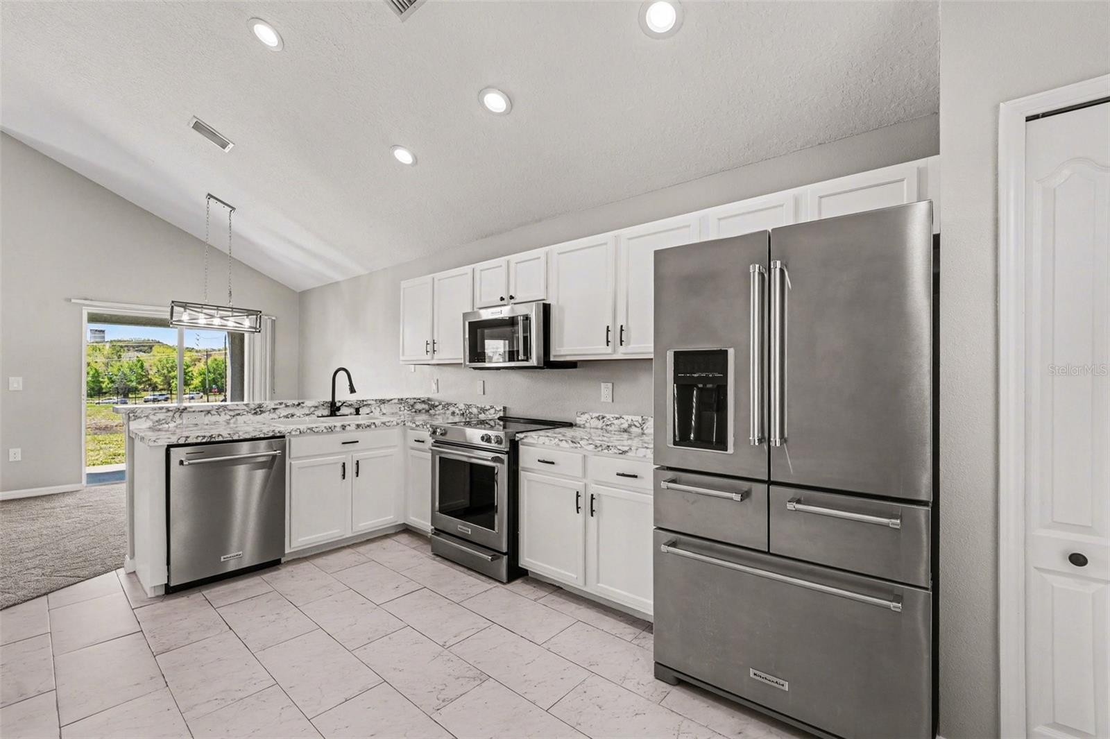 Image 4 of 16 For 7533 Merchantville Circle