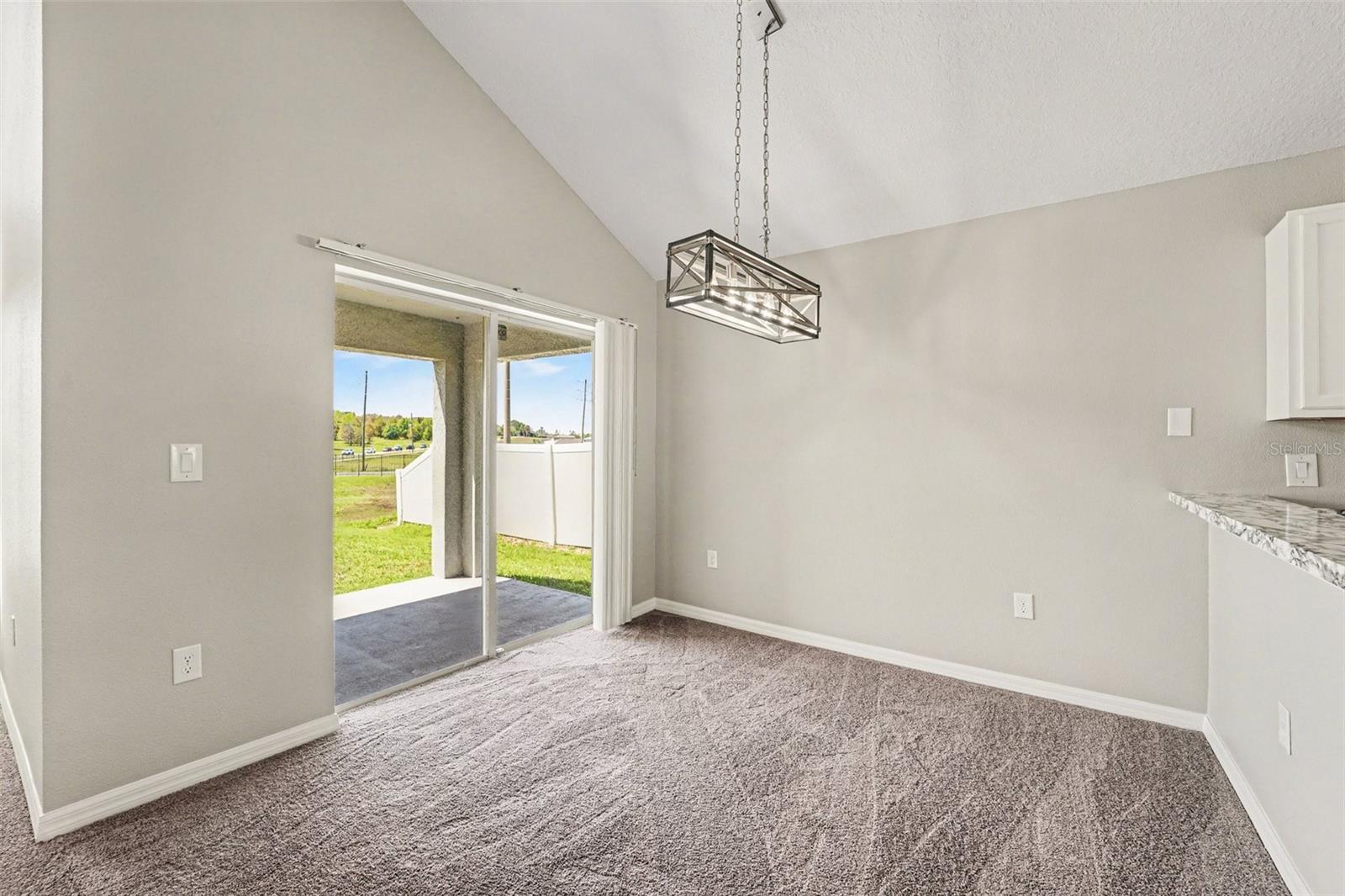 Image 5 of 16 For 7533 Merchantville Circle