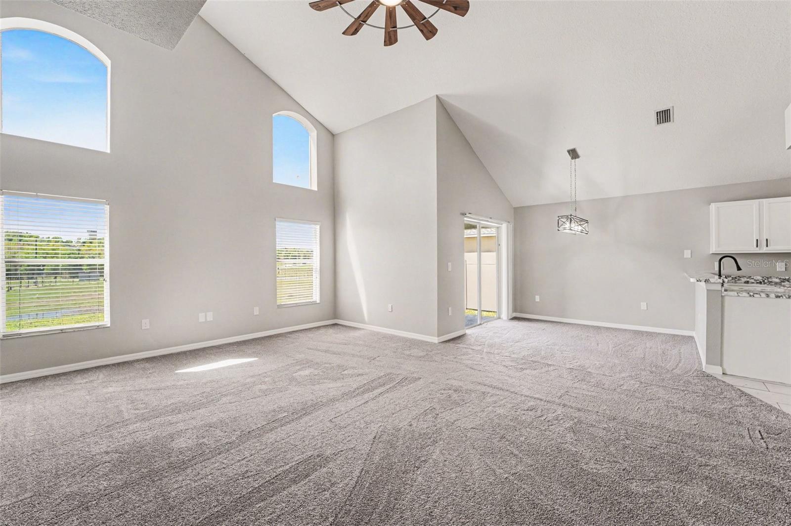 Image 6 of 16 For 7533 Merchantville Circle