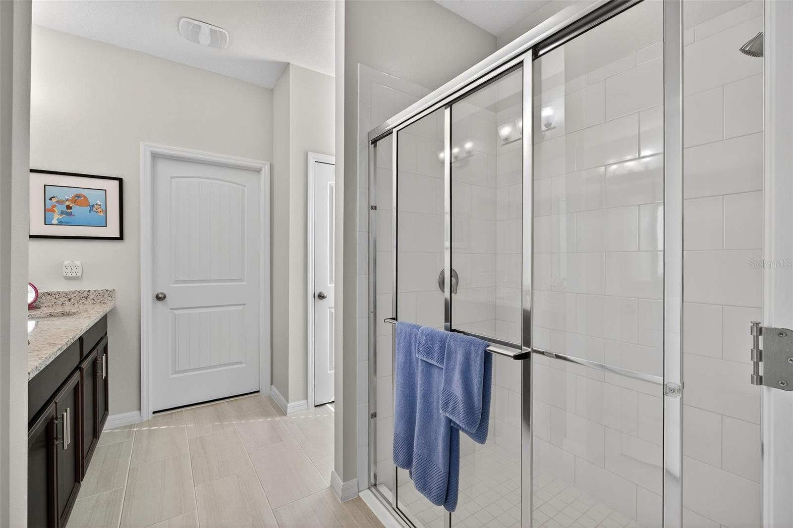 Image 14 of 32 For 16933 Oakboro Street