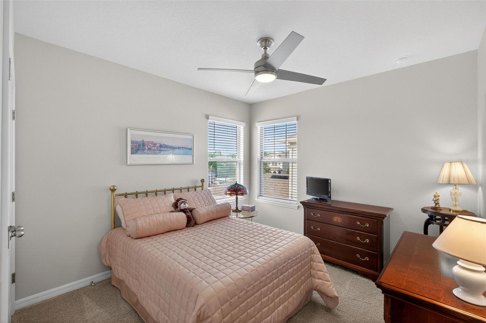 Image 18 of 32 For 16933 Oakboro Street