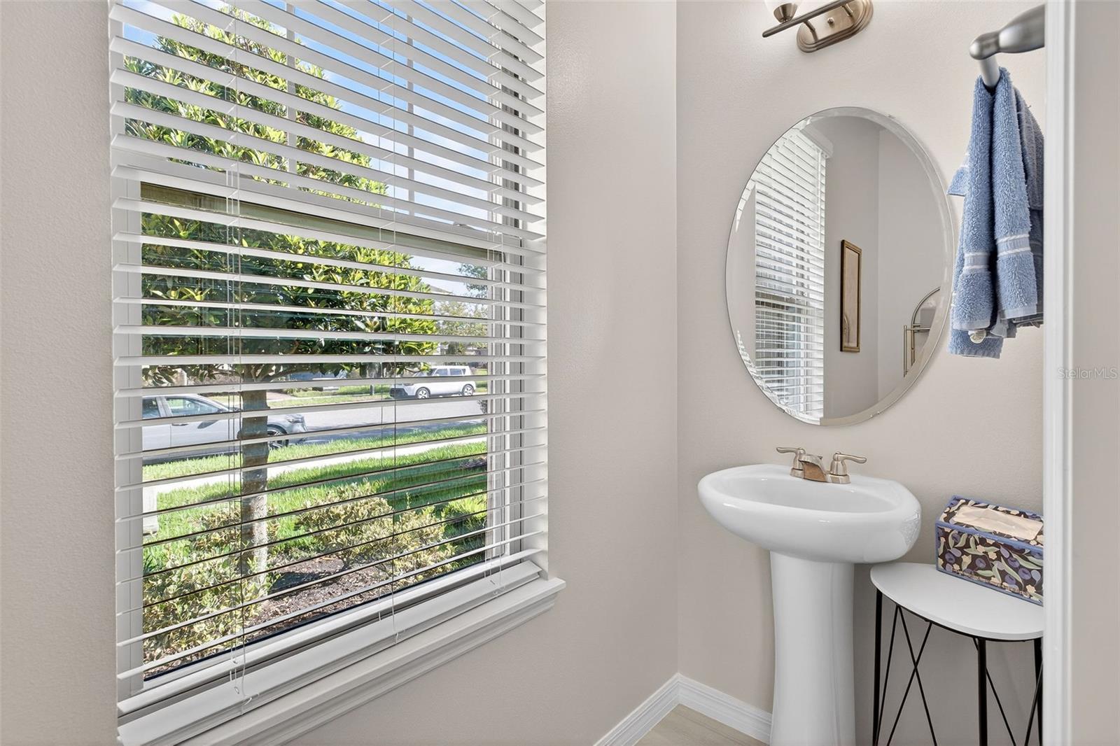 Image 22 of 32 For 16933 Oakboro Street