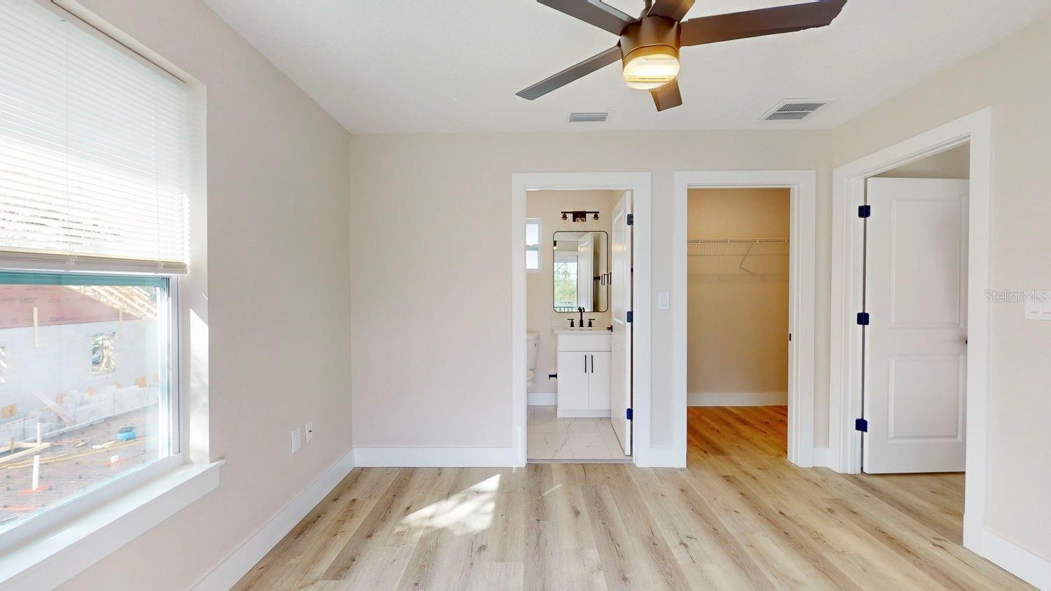 Image 62 of 78 For 5112 3rd Avenue N