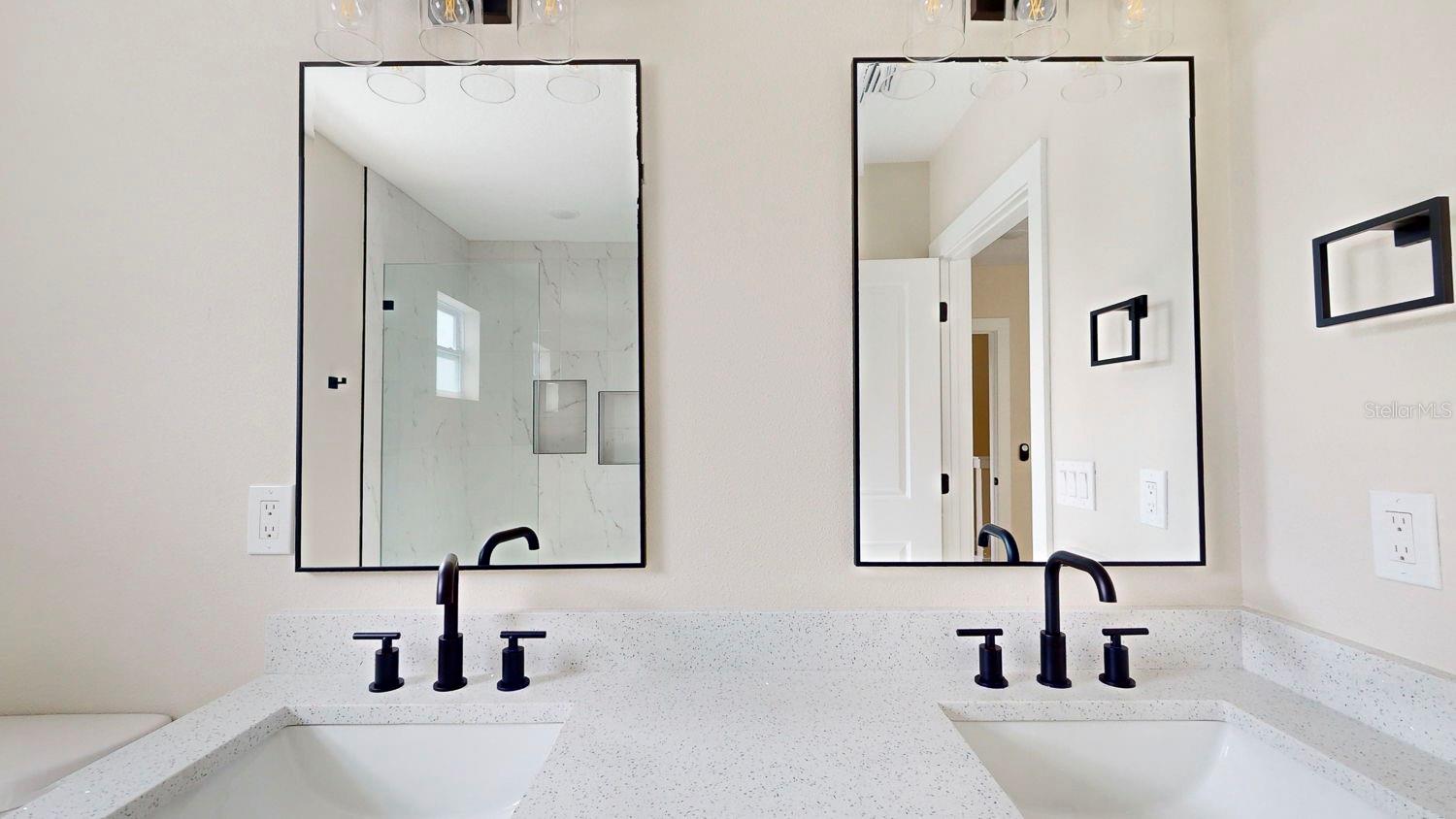 Image 7 of 78 For 5112 3rd Avenue N