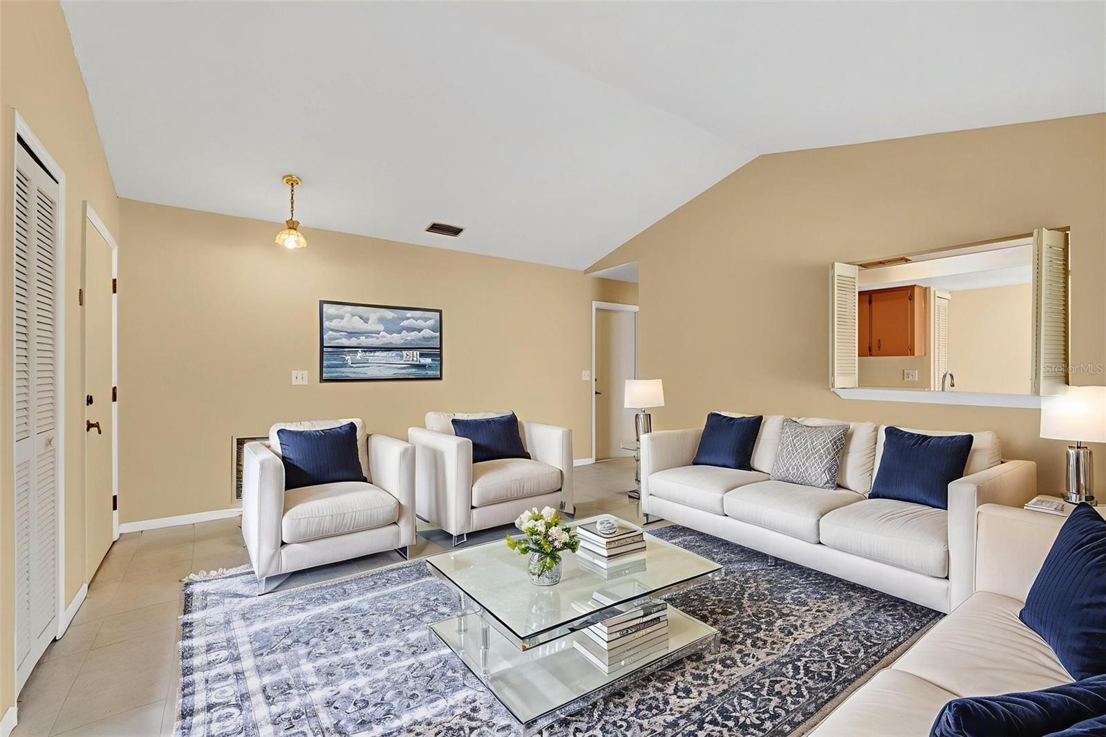 Image 12 of 53 For 4912 Easter Circle 12