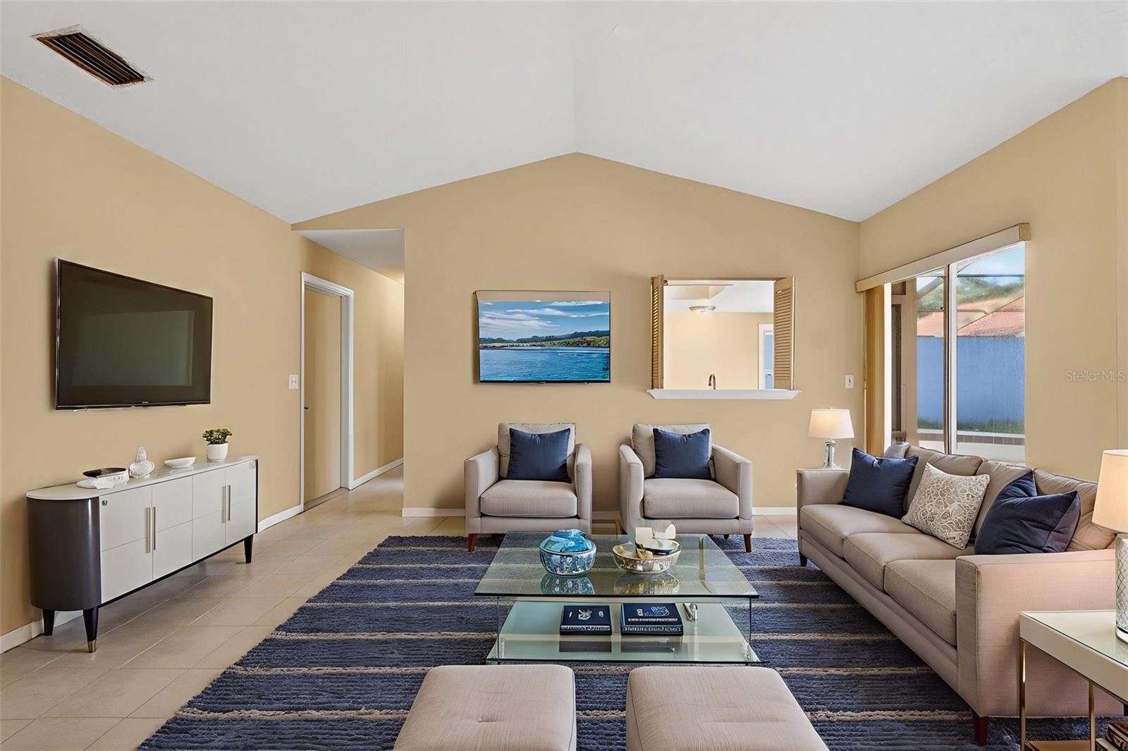 Image 14 of 53 For 4912 Easter Circle 12