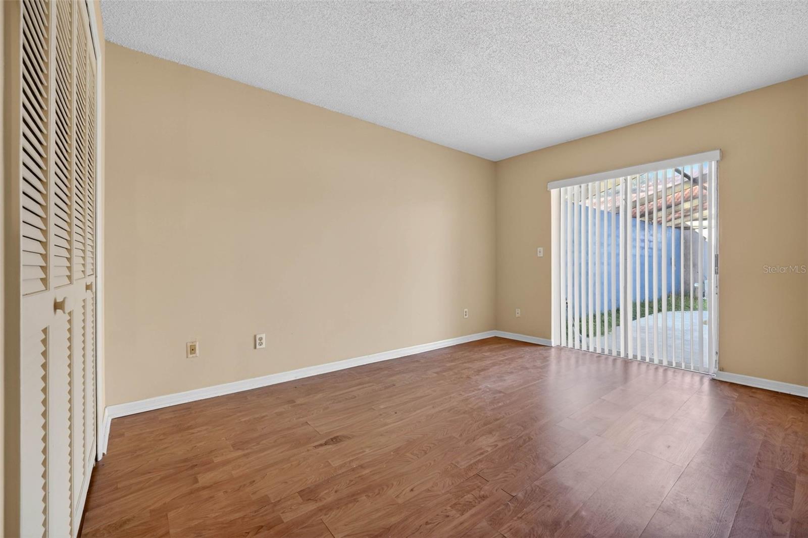 Image 40 of 53 For 4912 Easter Circle 12