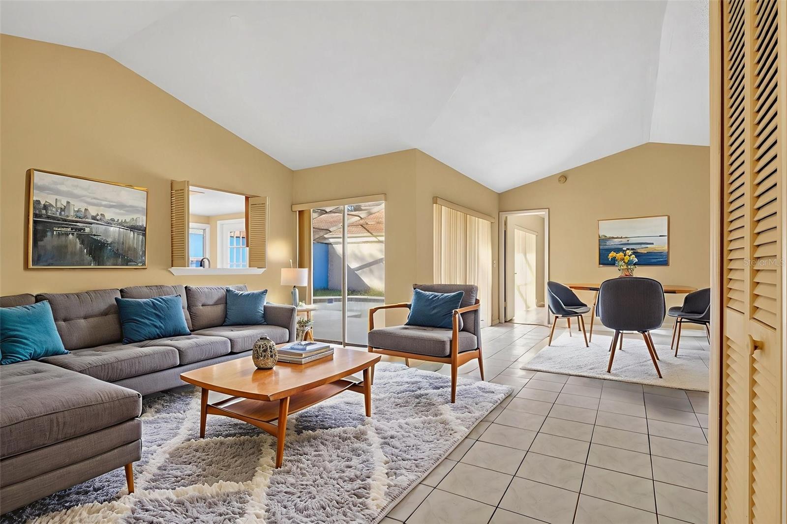 Image 8 of 53 For 4912 Easter Circle 12