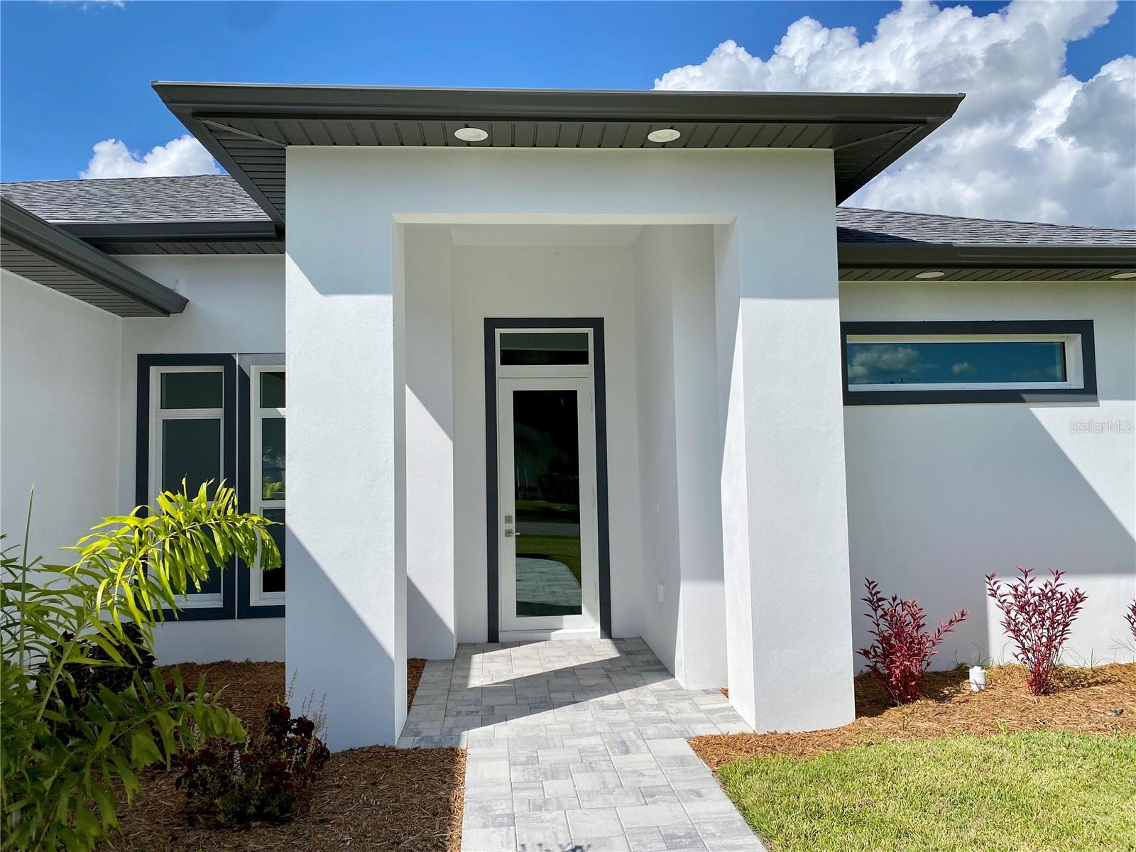 Image 4 of 36 For 23466 Garrett Avenue