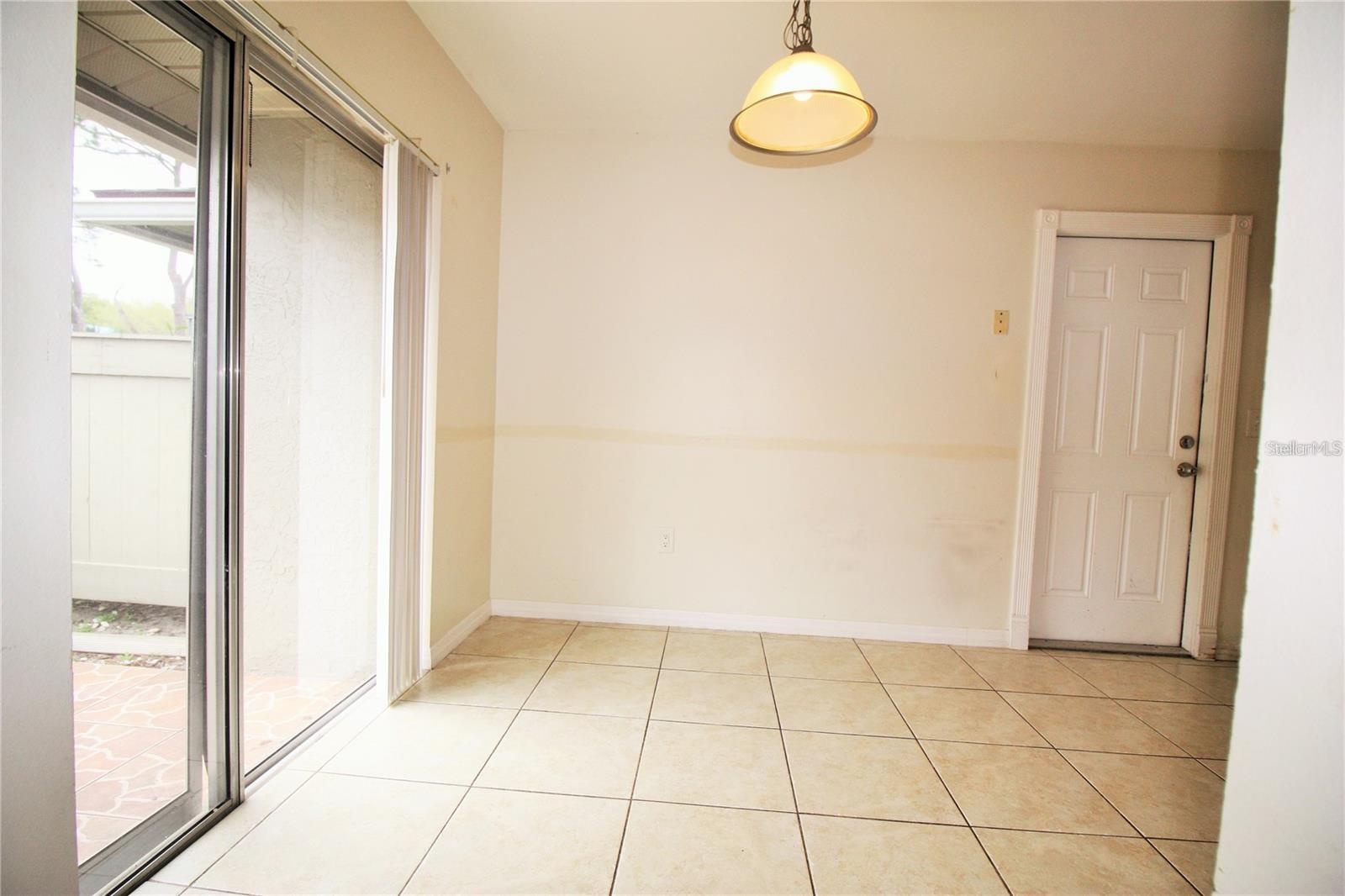 Image 6 of 20 For 4684 Pheasant Run Drive 3b