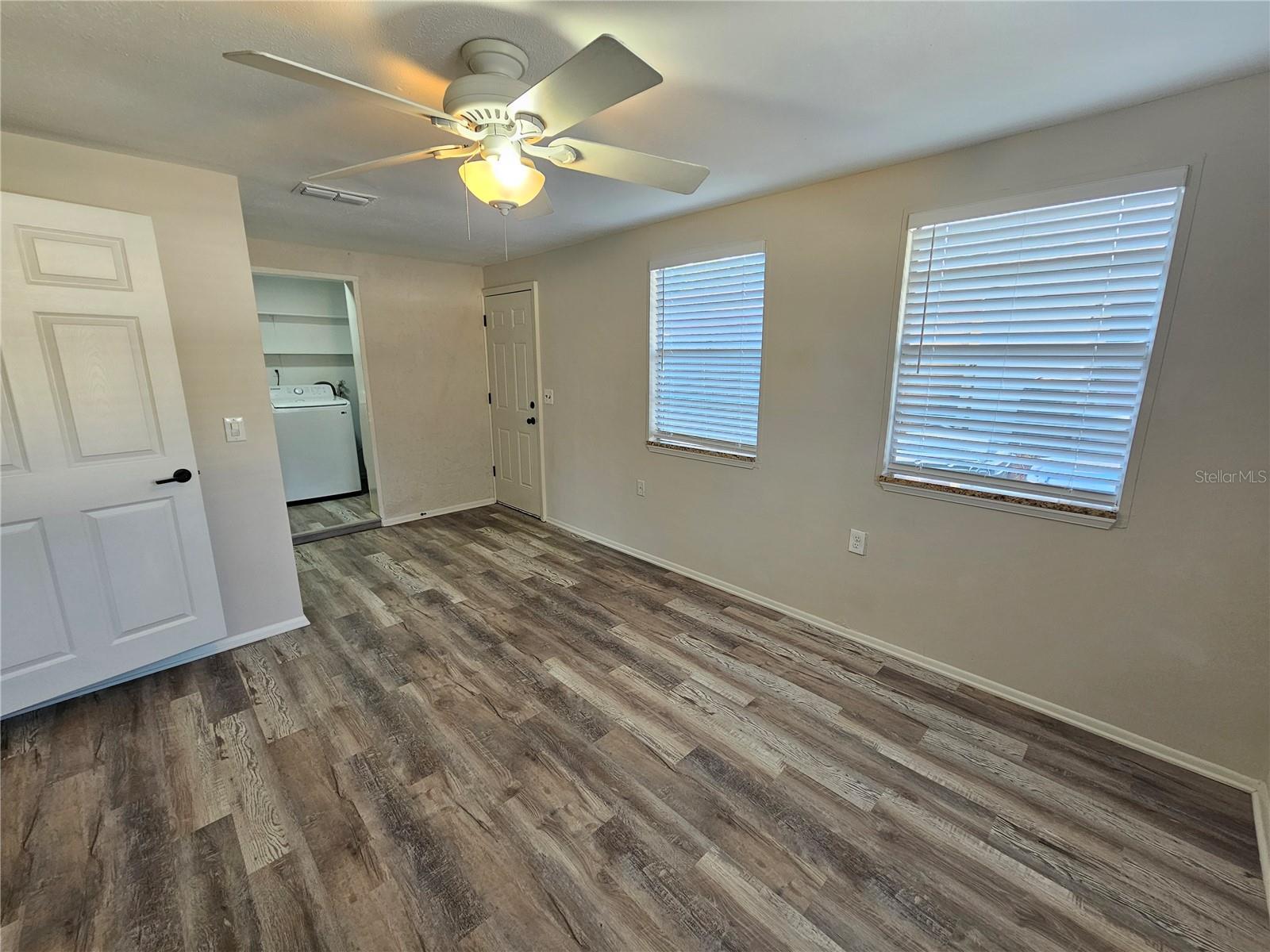 Image 10 of 27 For 4849 Camphor Avenue