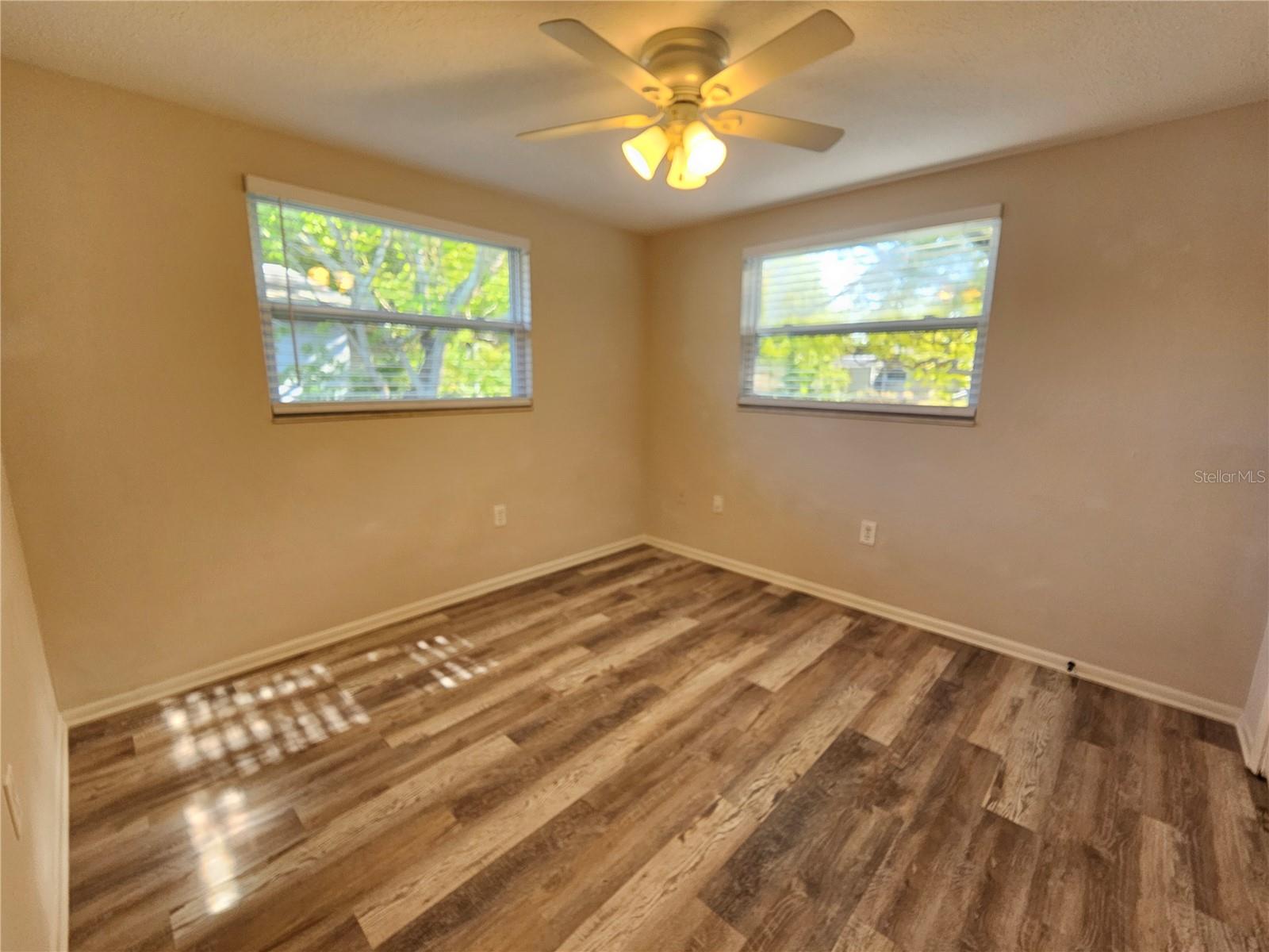 Image 16 of 27 For 4849 Camphor Avenue