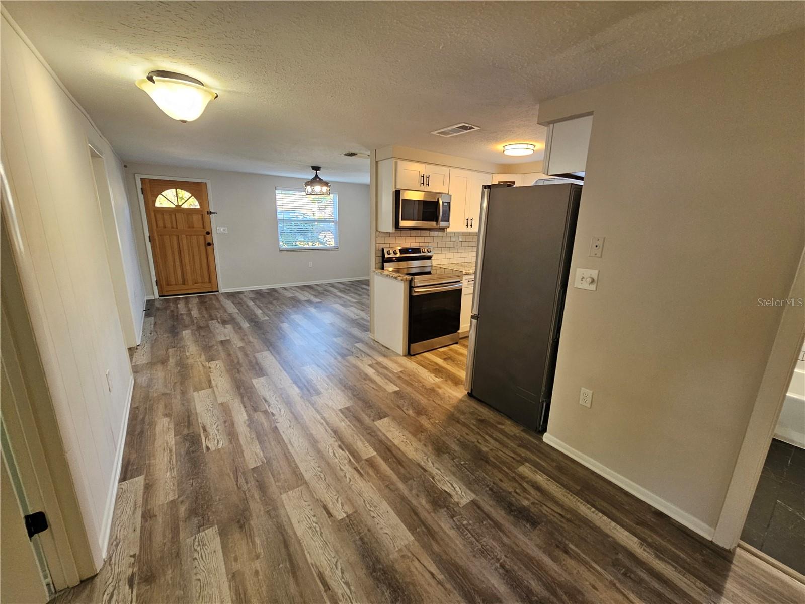 Image 8 of 27 For 4849 Camphor Avenue