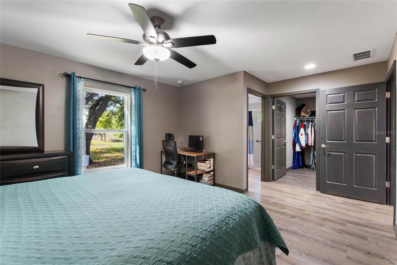 Image 27 of 43 For 3443 County Road 557a