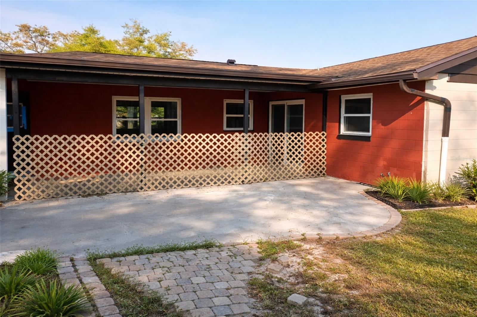 Image 3 of 9 For 5168 Lido Street