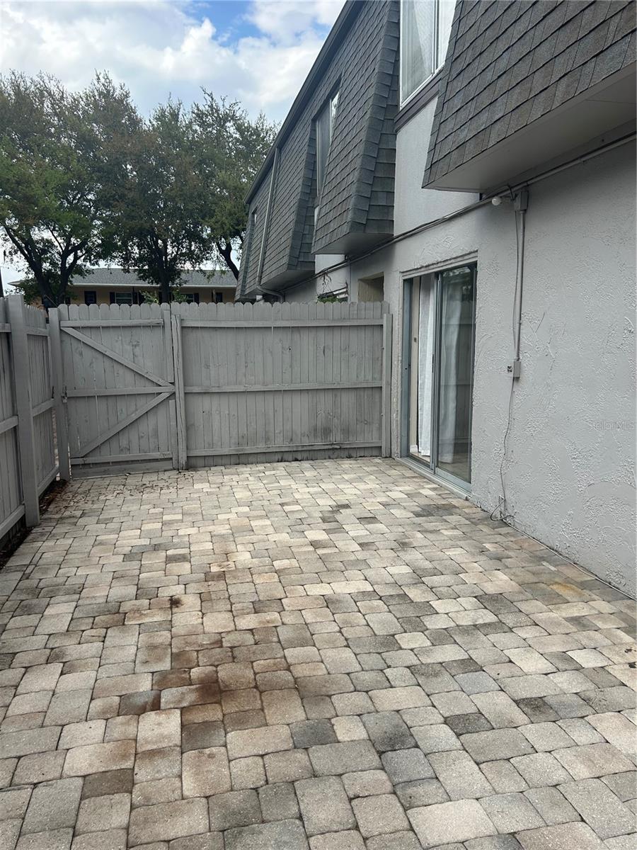 Image 15 of 17 For 1918 Conway Road 2