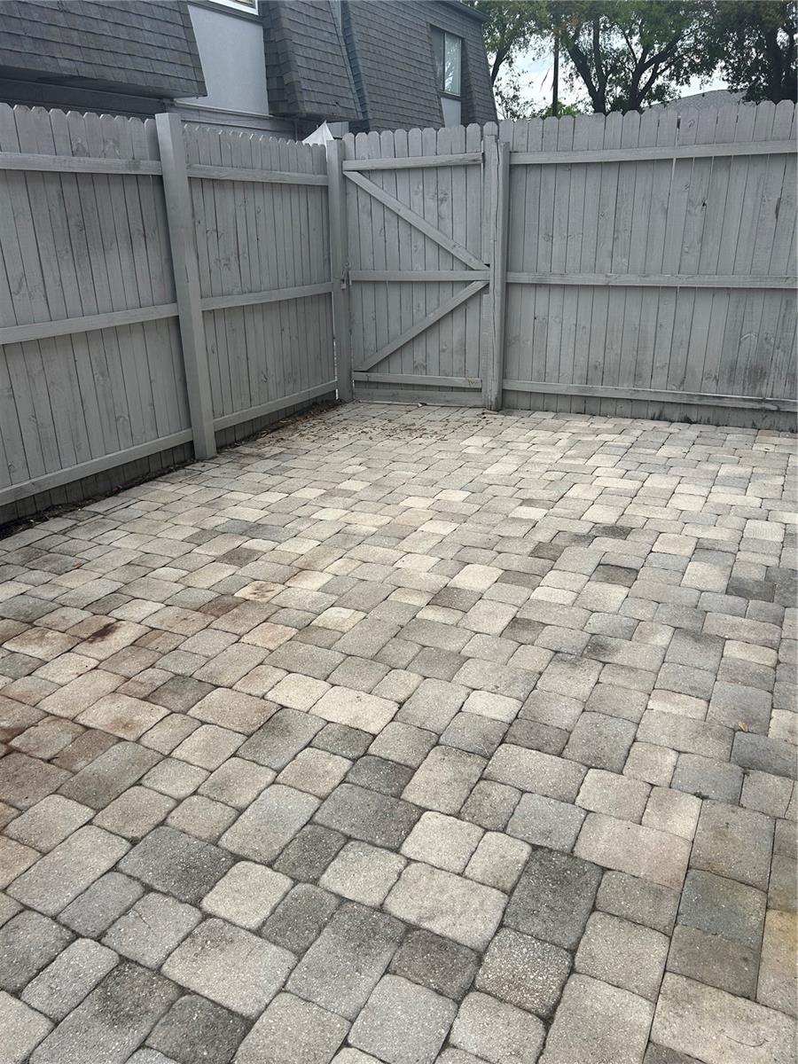 Image 16 of 17 For 1918 Conway Road 2