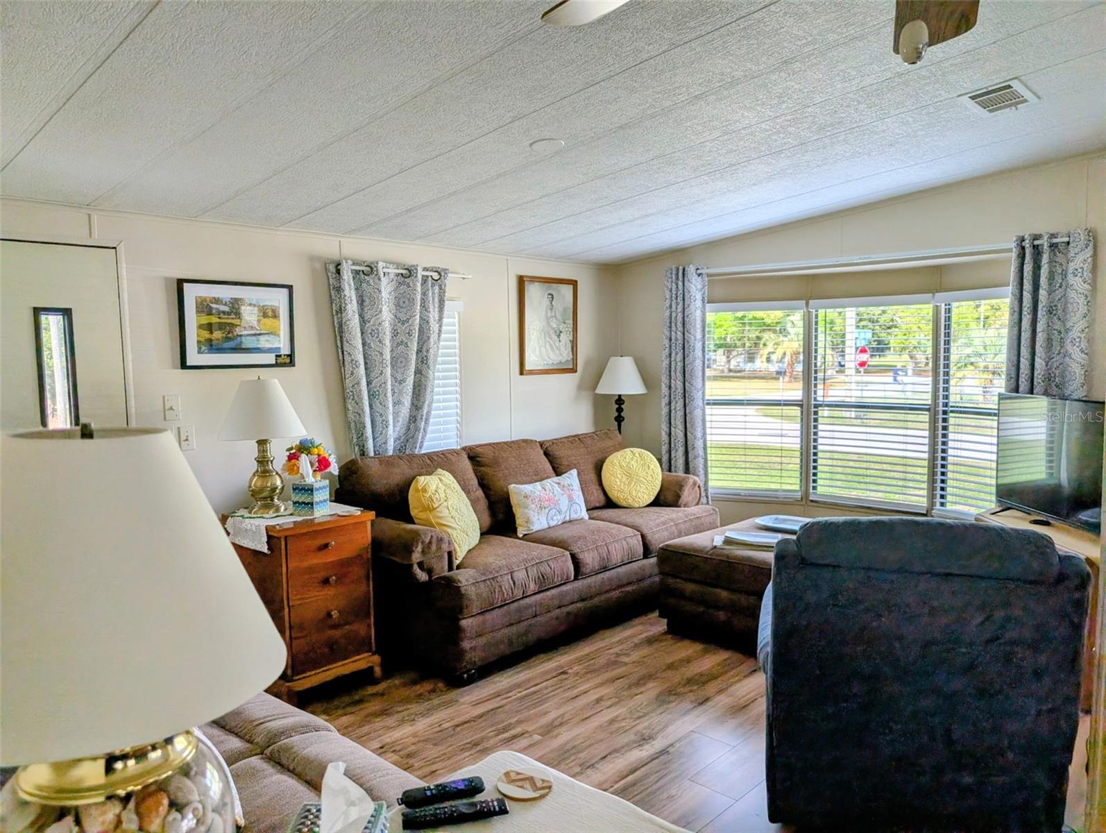 Image 6 of 17 For 9300 140th Place